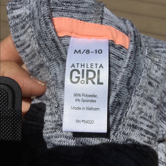 Short sleeve Ivivva hoodie - Picture 3 of 3